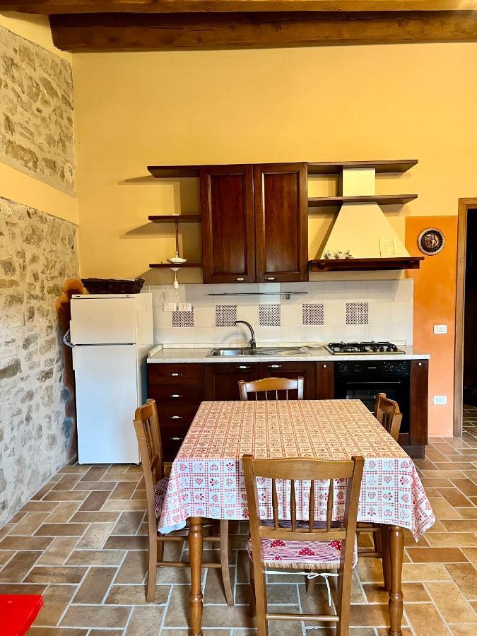 Sambuco Di Sopra Appartement Fratticciola Selvatica Buitenkant foto